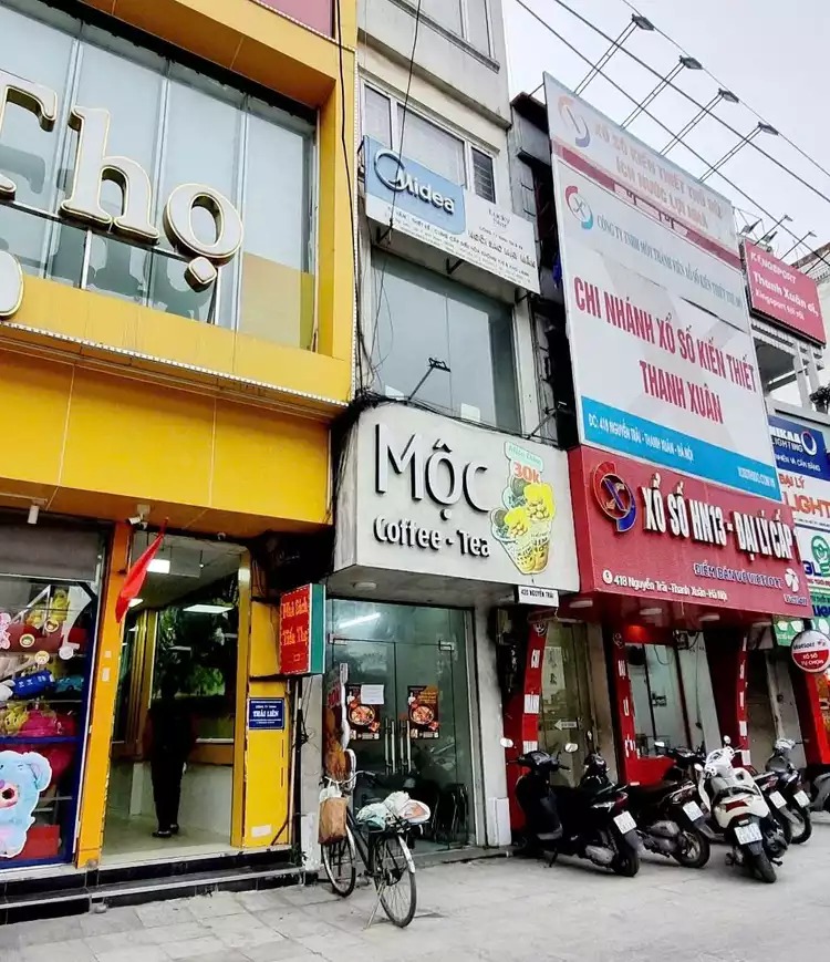 Nhà mặt phố
